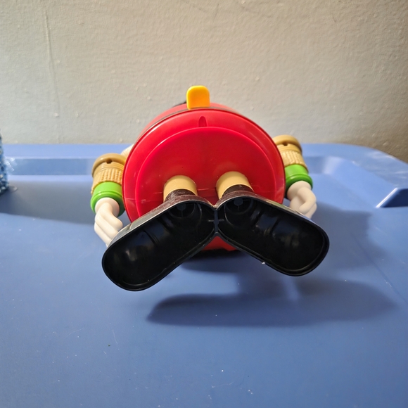 M&M's Nutcracker Dispenser - Picture 4 of 4